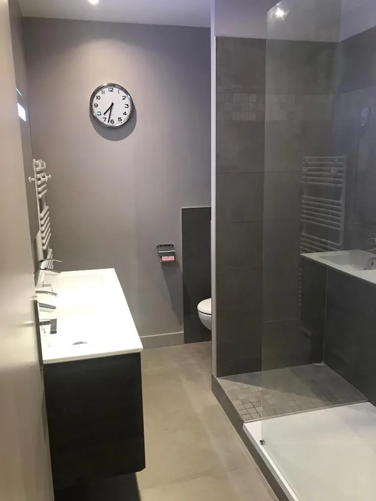 Pavillon De 1 A 4 Personnes Chez L Habitant Parfait Pour Une Famille Bagneux  Bagneux (Hauts-de-Seine)