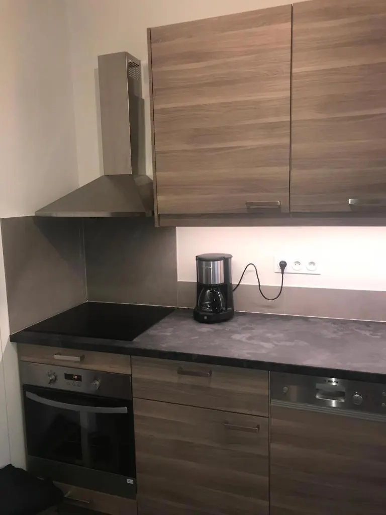 Pavillon De 1 A 4 Personnes Chez L Habitant Parfait Pour Une Famille Bagneux  0*, Bagneux (Hauts-de-Seine) France