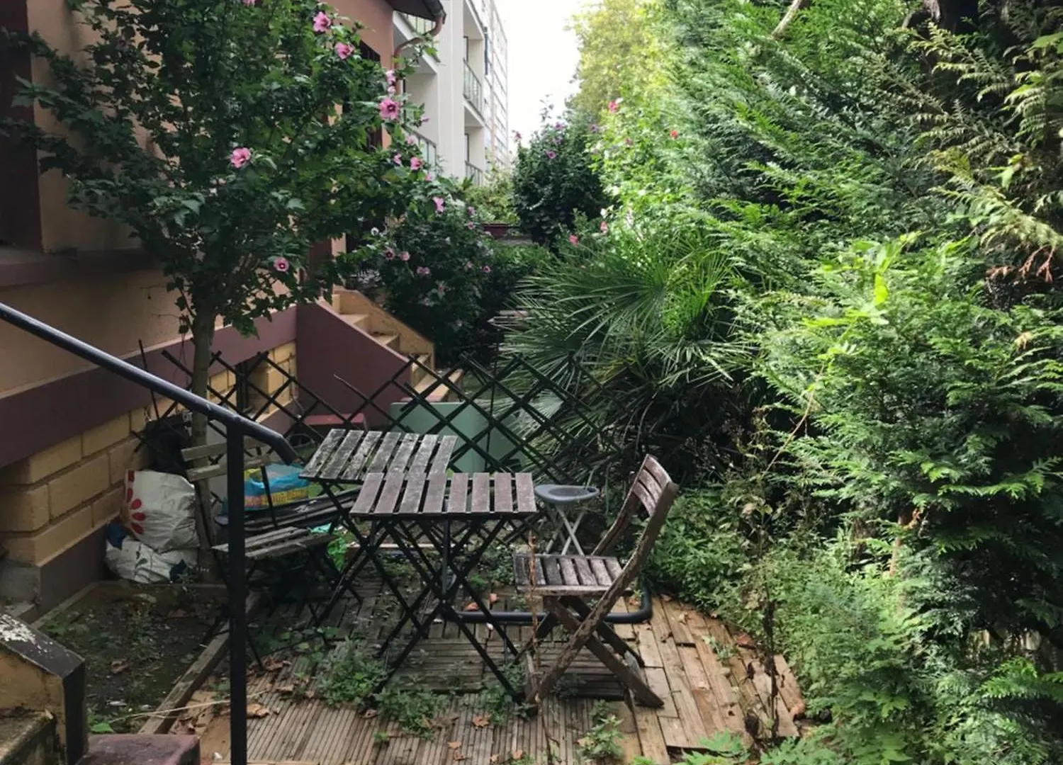 Pavillon De 1 A 4 Personnes Chez L Habitant Parfait Pour Une Famille Bagneux  Homestay